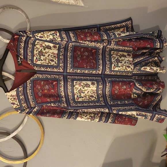 LULUS Crack a Smile Cream and Plum Multi Print Long Sleeve Shift Dress - NWT - Picture 5 of 15